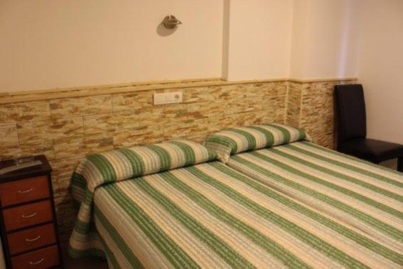 Hostal Valle Del Iregua Albelda De Iregua Luaran gambar